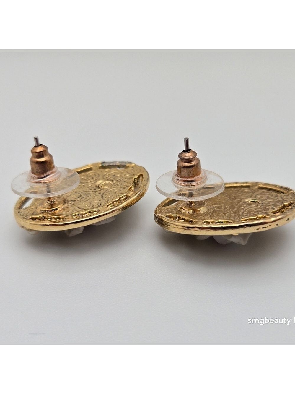 Cameo Flower Earrings w/Faux Pearl Oval Studs Vintage 3D - Picture 5 of 8